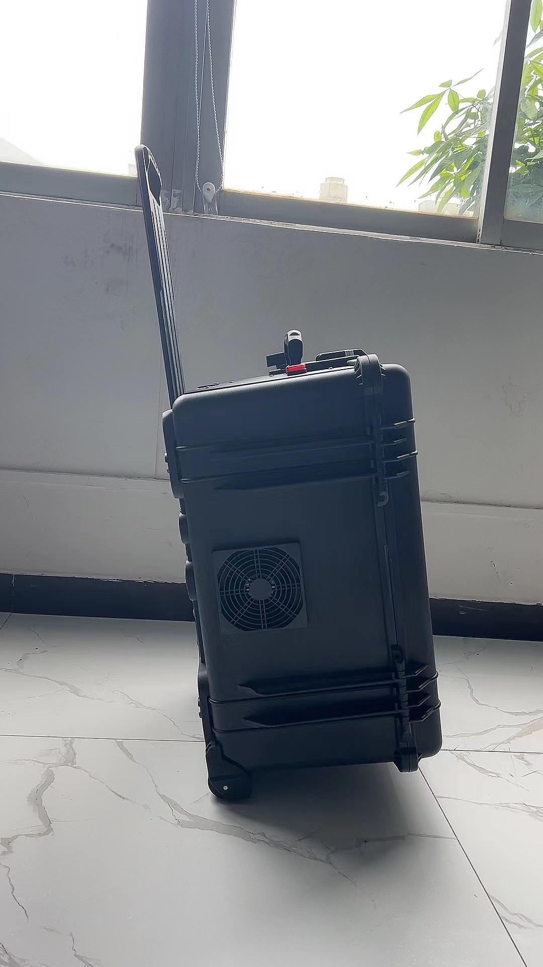 义县手拉箱型移动通信干扰器